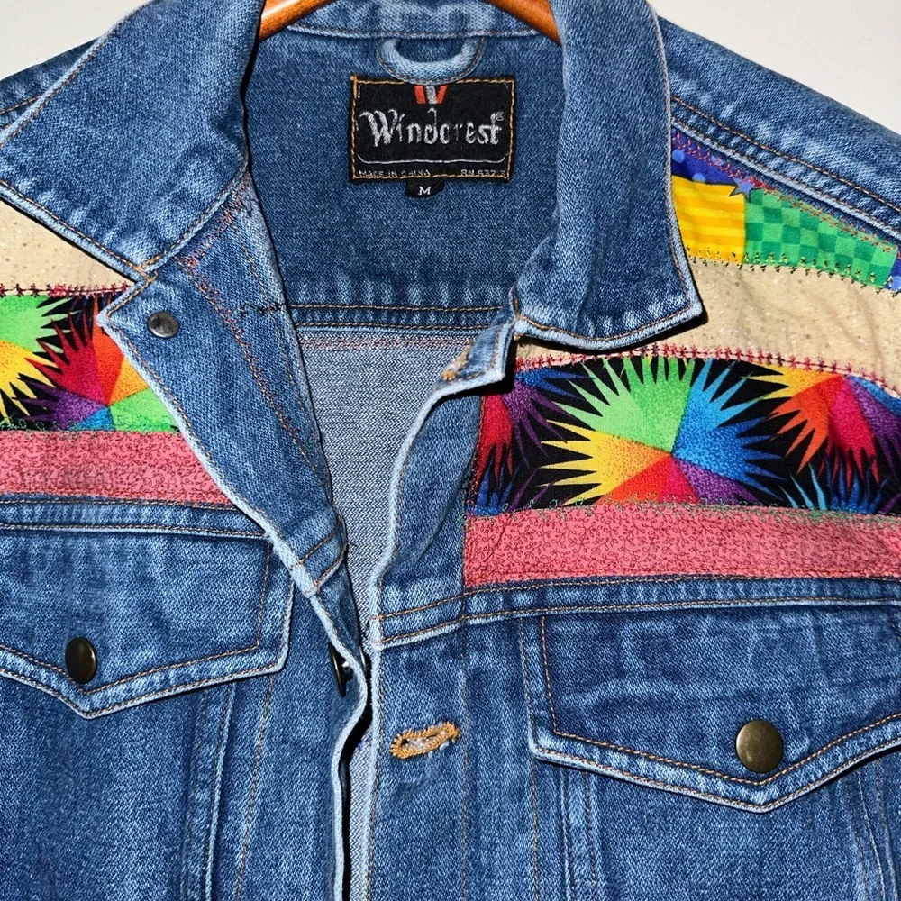 Beautiful embroidered denim jacket - Picture 1 of 5